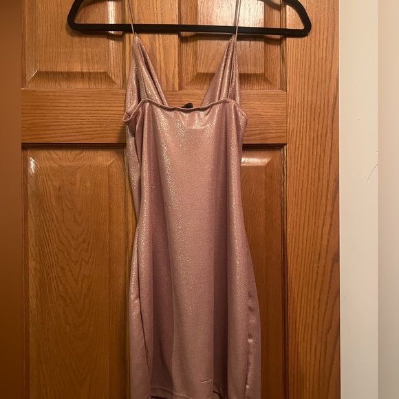 Sparkly pink mini dress. Size small, stretchy material. - Picture 3 of 3